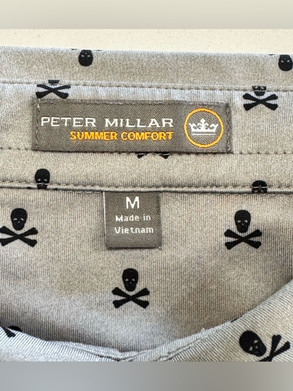Peter Millar Summer Comfort Polo Shirt Mens Medium Gray Skull Crossbones Graphic - Picture 3 of 8